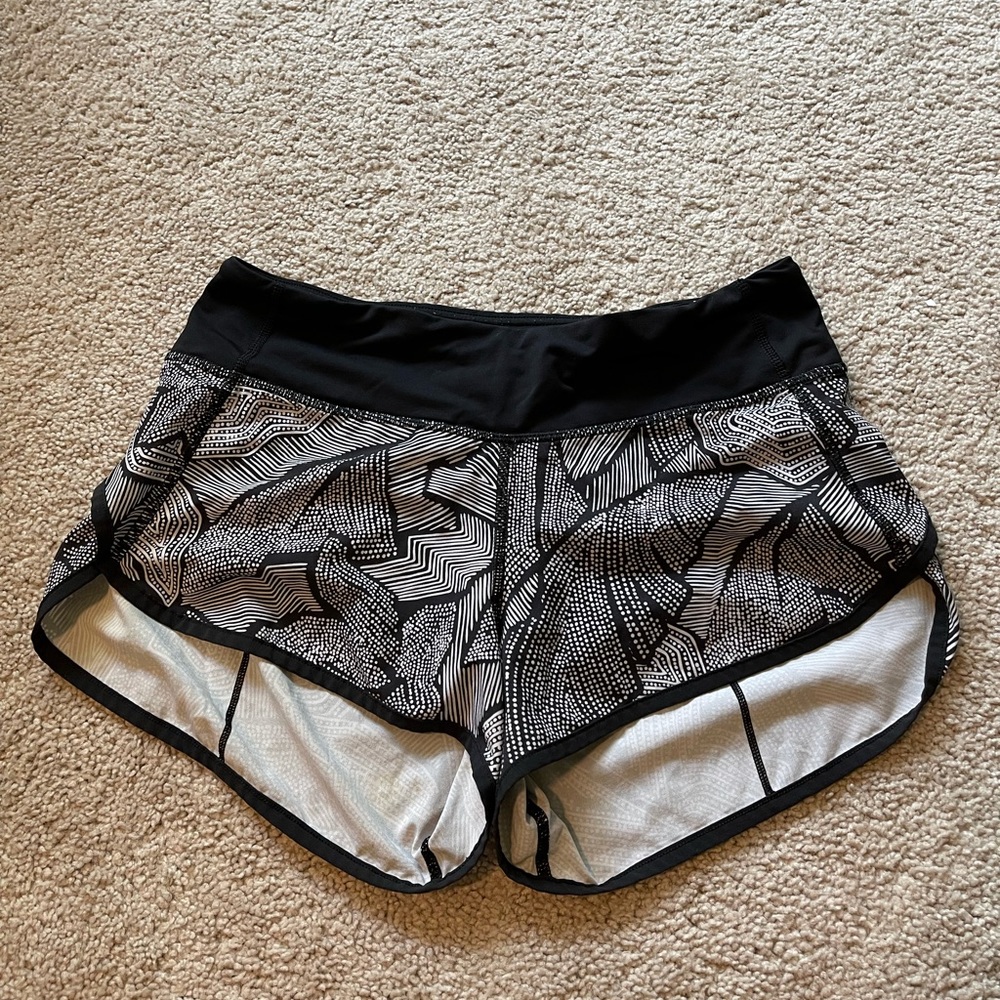 Black and White Pattern Lululemon Shorts 2.5”